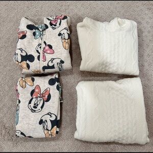 Girls 2 T Bundle of 2 sets - Like New !